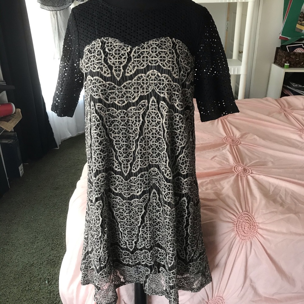 Cato Knotted Shoulders Dress